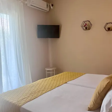 Korina's * Ýpsos